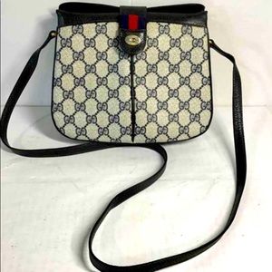 Vintage GUCCI small navy shoulder bag